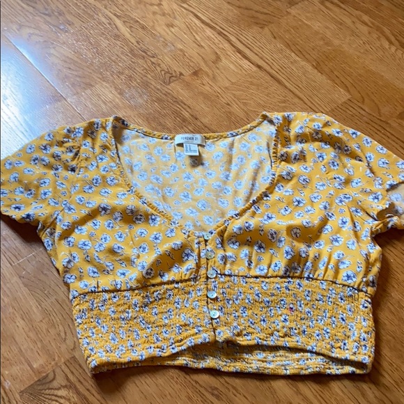 Cropped top - Picture 1 of 3